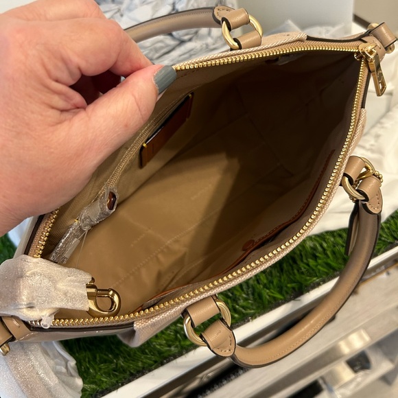 Coach Badge Jacquard Elise Satchel with Convertible Straps NWT - Picture 11 of 16